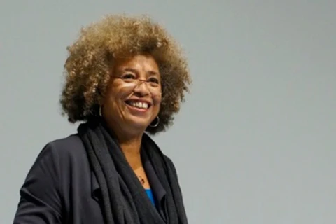 Feminismo negro, Interseccionalidad y feminismo, Mujeres afrodescendientes, Corrientes feministas, Pioneras del feminismo negro, Igualdad de género y justicia racial, Feminismo interseccional, Feminismo y empoderamiento, Feminismo radical y negro, Angela Davis y feminismo